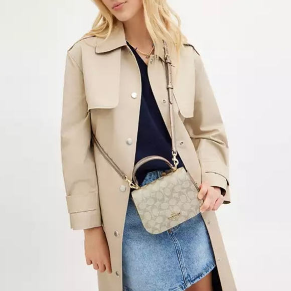 Coach Handbags - Coach Lysa Top Handle Crossbody